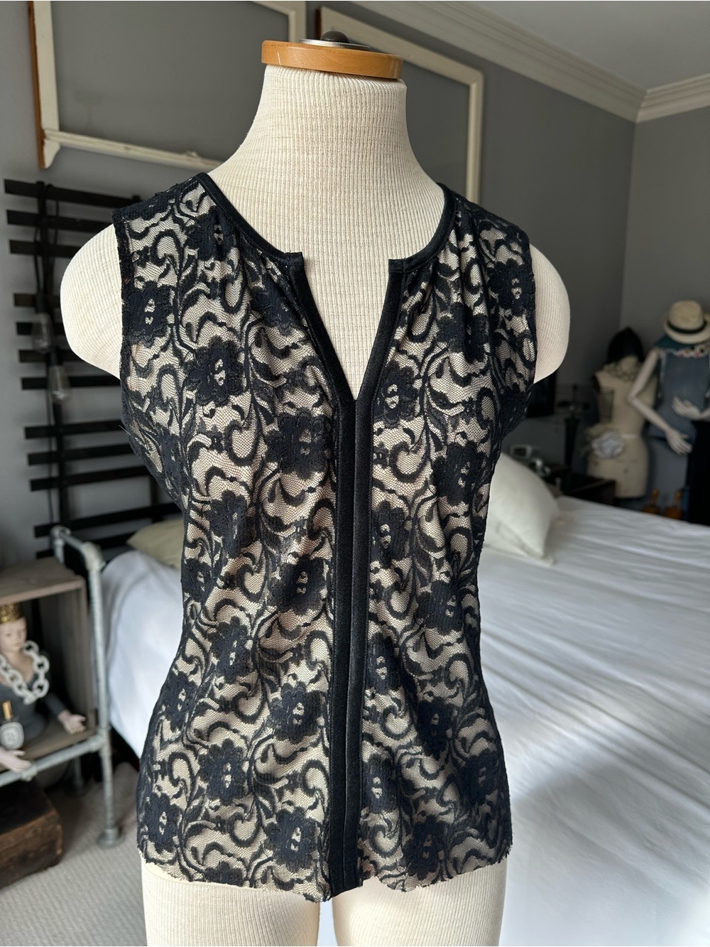INC Black and Cream Contrast-Trim Top, size medium